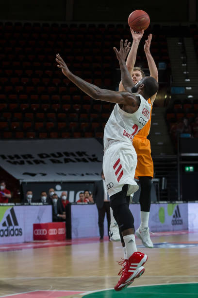 以及与队友 以及与队友